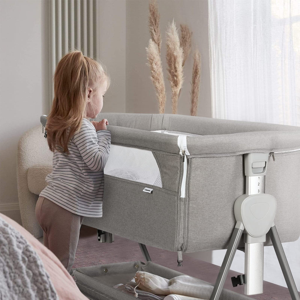 Baby Bassinet with 7 Adjustable Height, Breathable Mesh & Mattress S586